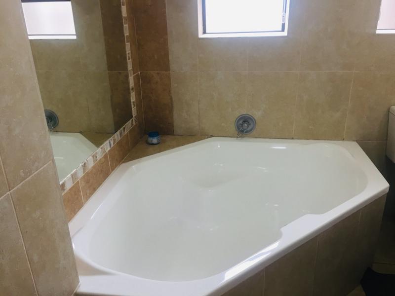5 Bedroom Property for Sale in Mossel Bay Golf Estate Western Cape